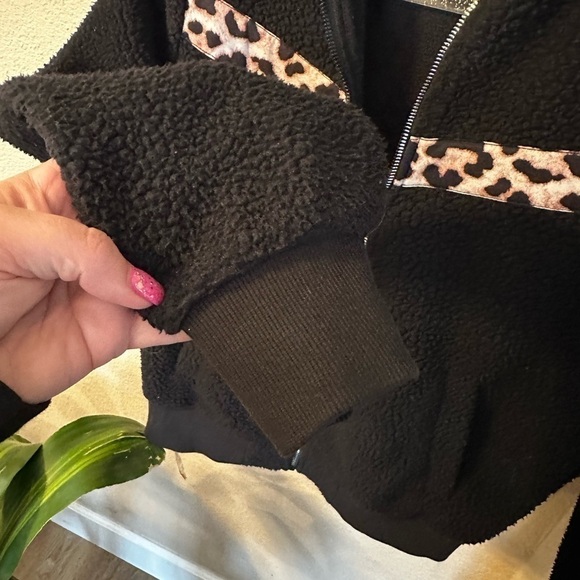 Zyia Sherpa jacket - Picture 5 of 8